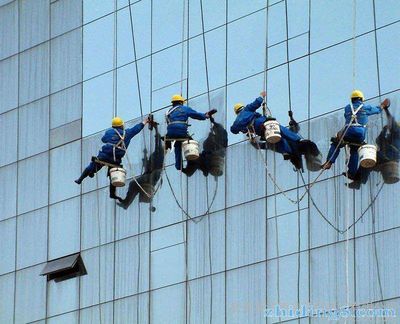 西寧外墻清洗服務 專業公司如何保障建筑物清潔服務質量